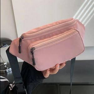 💙 Women’s Nylon Double Front Pockets Adjustable Strap Fanny Pack